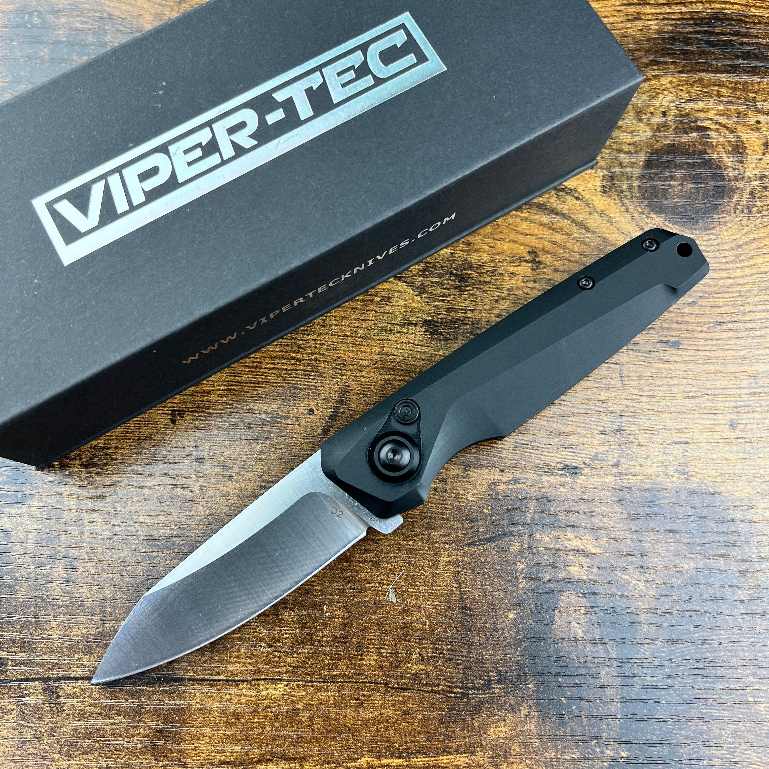 veitchii limited second edition OC ② VT Initiate 2 Automatic D2 Knife