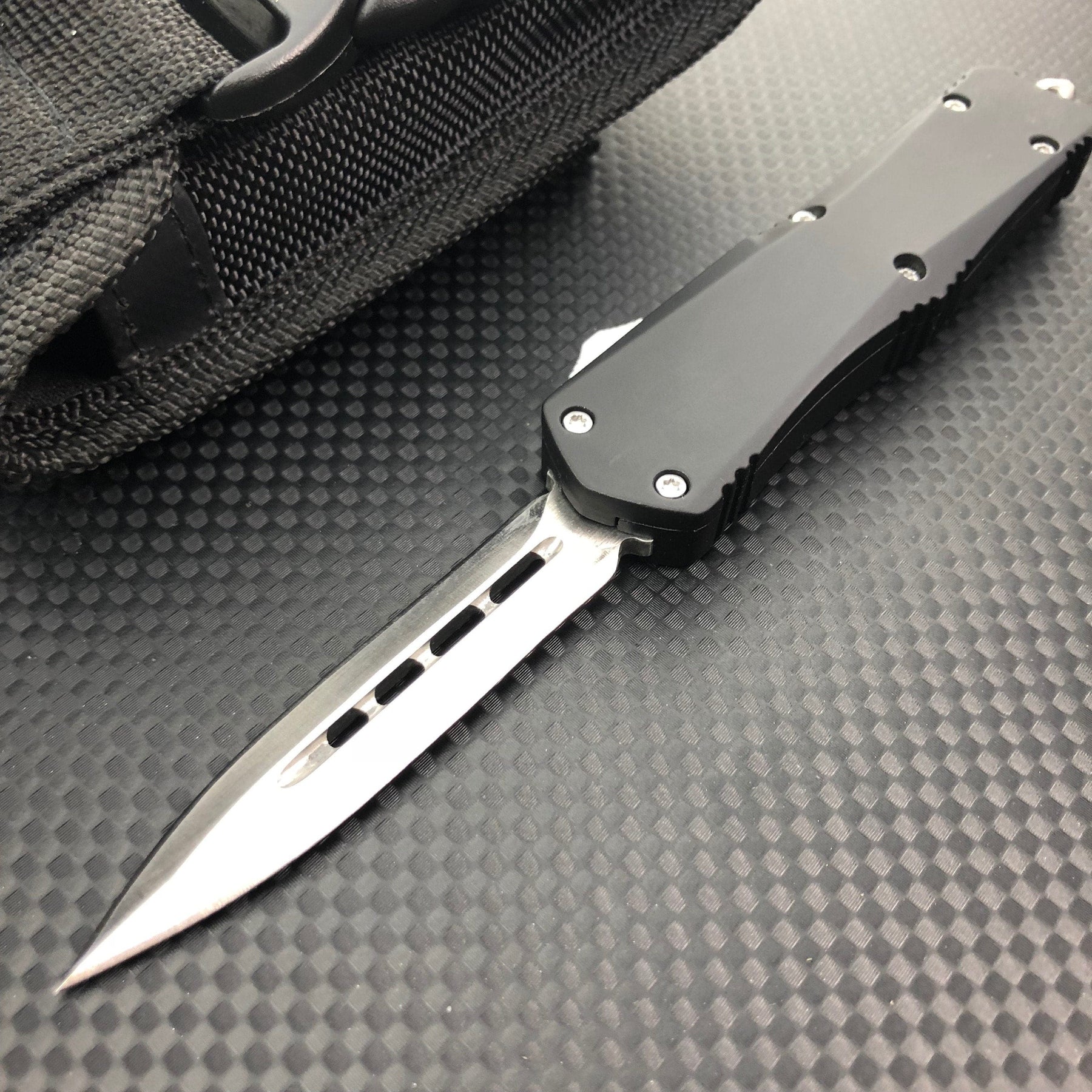 Mini Black Ghost D/A OTF (Multiple Blade Styles Available) - Viper Tec